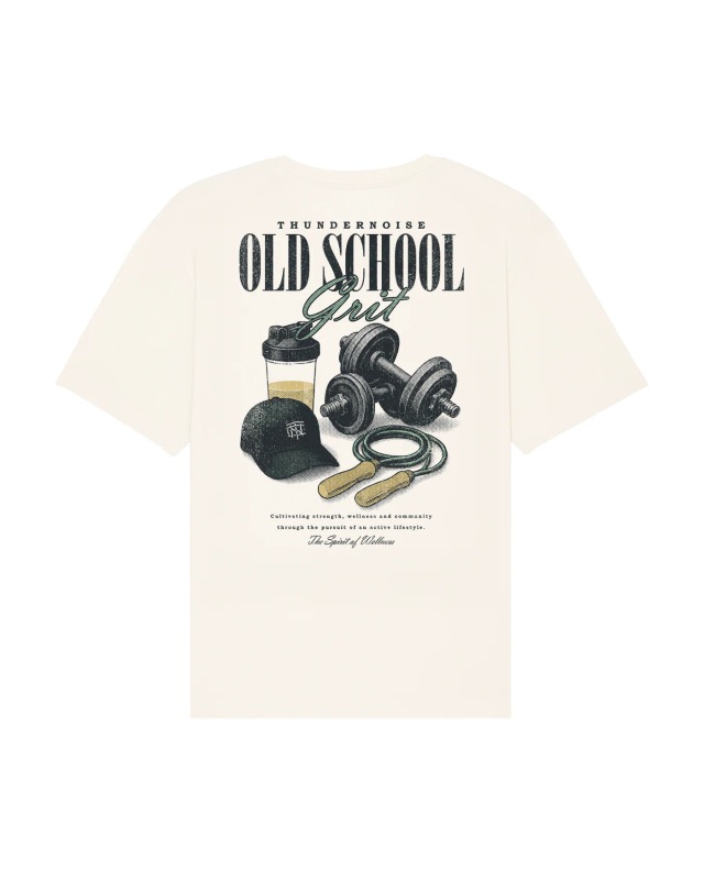 تي شيرت رياضي بتصميم جرافيك من - مراجعة Streetwear Brand Tees وسعره