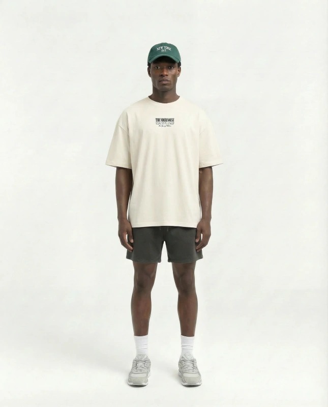تي شيرت رياضي بتصميم جرافيك من - مراجعة Streetwear Brand Tees وسعره